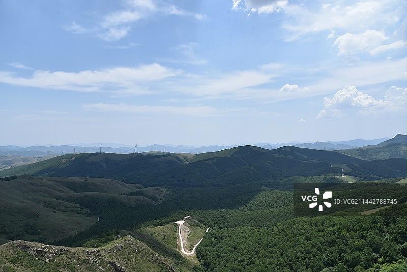 承德丰宁千松坝国家森林公园天路图片素材