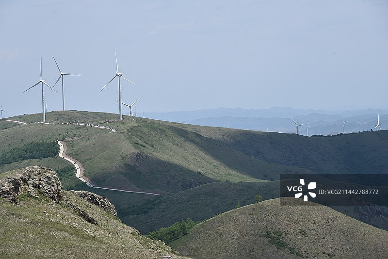 承德丰宁千松坝国家森林公园天路图片素材