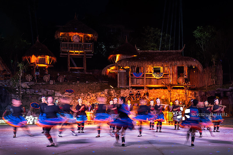 瑶山歌舞图片素材