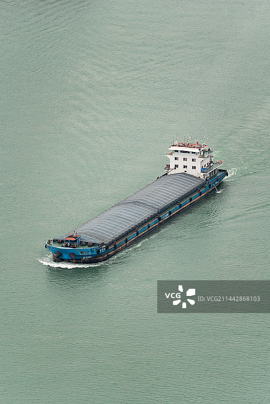 长江上的货船图片素材