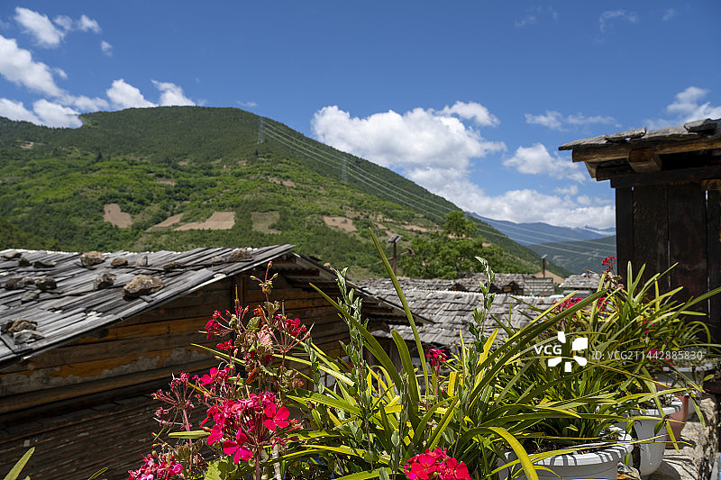 云南省迪庆藏族自治州维西傈僳族自治县同乐村古村落图片素材