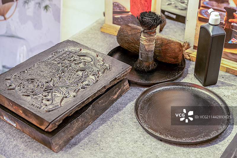 中国河南省开封市朱仙镇木版年华制作工具图片素材