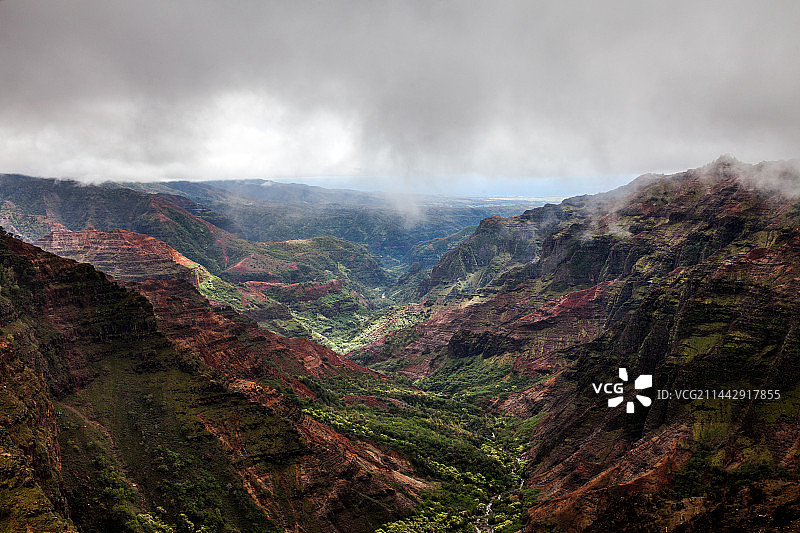 美国怀梅亚峡谷的云雾景观图片素材