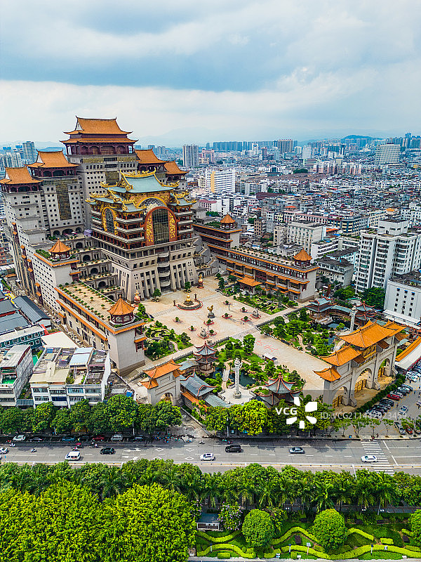 航拍广西玉林云天宫图片素材