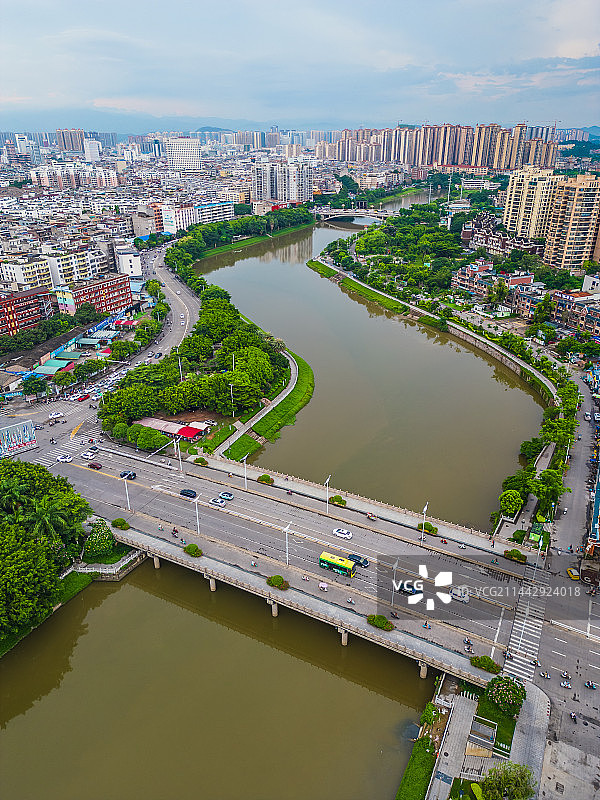航拍广西玉林南流江城市建筑图片素材