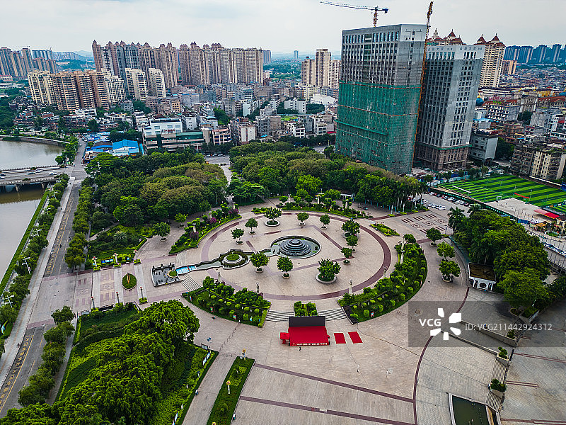 航拍广西玉林江南公园图片素材