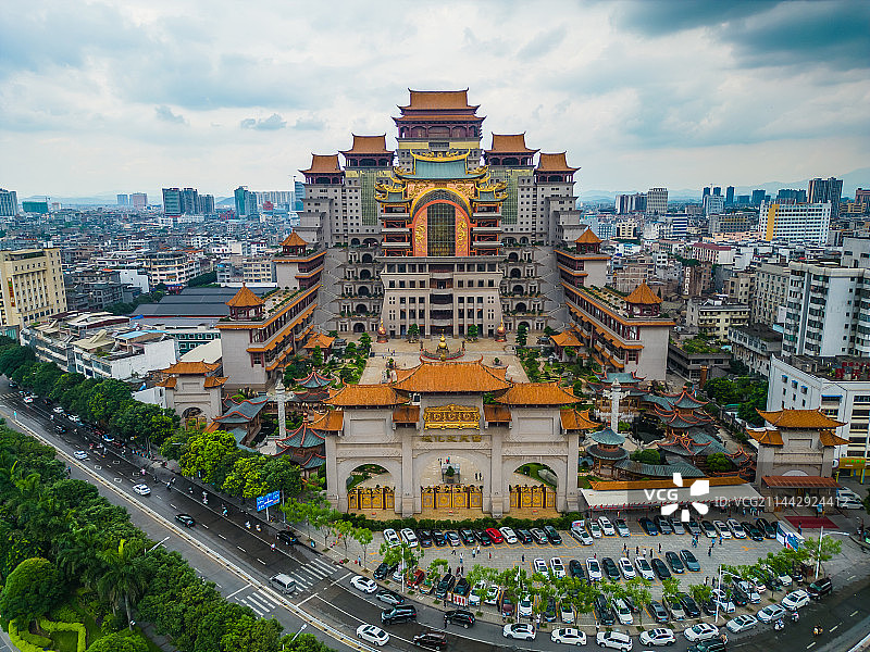 航拍广西玉林云天文化城云天宫图片素材