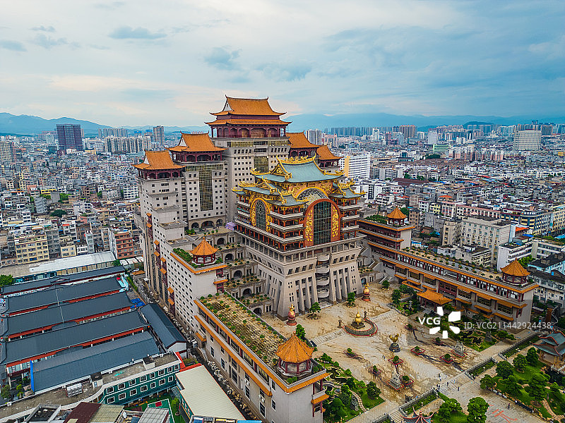 航拍广西玉林云天文化城云天宫图片素材