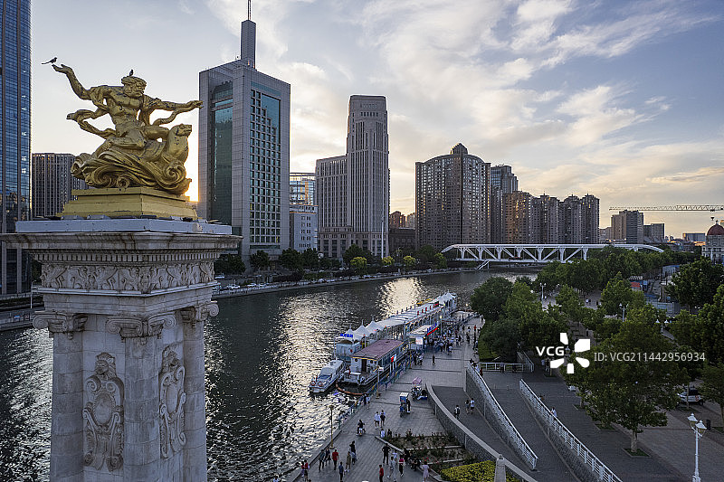 日落天津海河沿岸北安桥城市建筑风光航拍图片素材