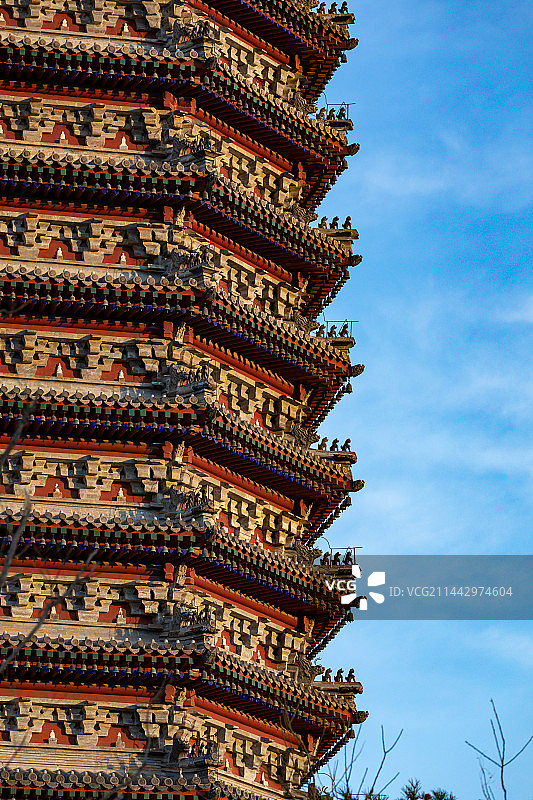 北京通州西海子公园葫芦湖燃灯佛舍利塔图片素材