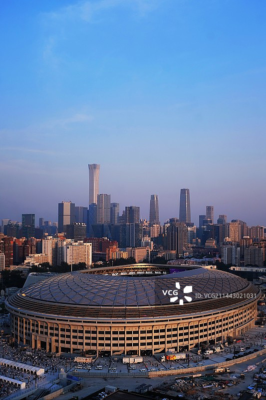 中国北京工人体育场和CBD北京中信大厦图片素材
