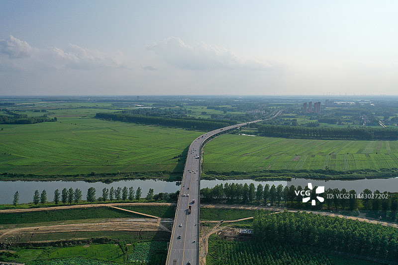 航拍大地风景图片素材