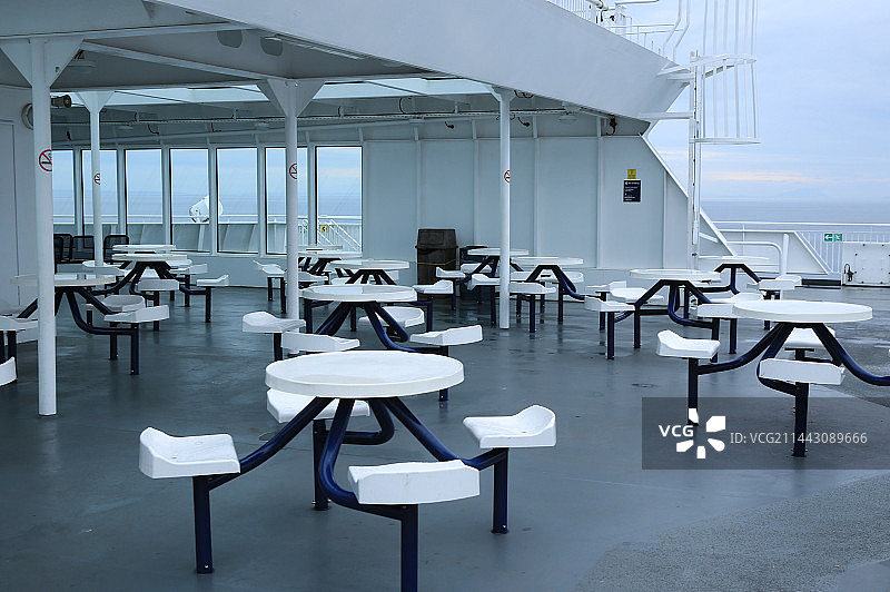甲板桌椅图片素材