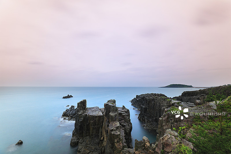 日本福井县东寻坊与日本海的清晨图片素材