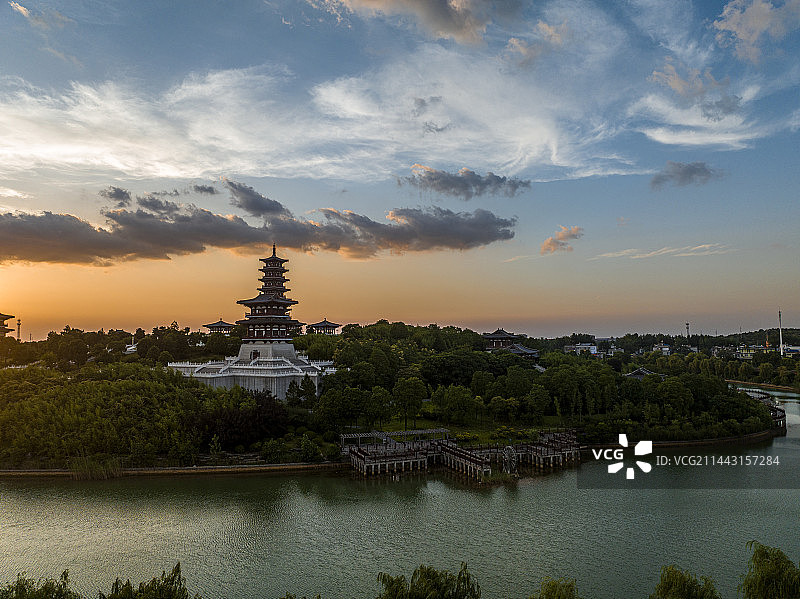 航拍安徽省宿州市灵璧县钟馗文化园风光图片素材