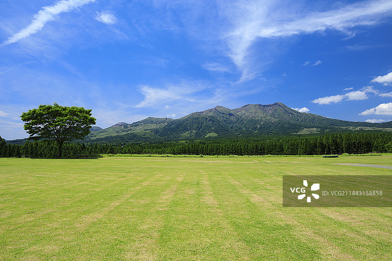 月回公园和阿苏山，熊本县高森市阿苏郡图片素材