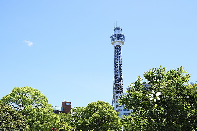 从山下公园看到的横滨海洋塔，日本神奈川县横滨市图片素材