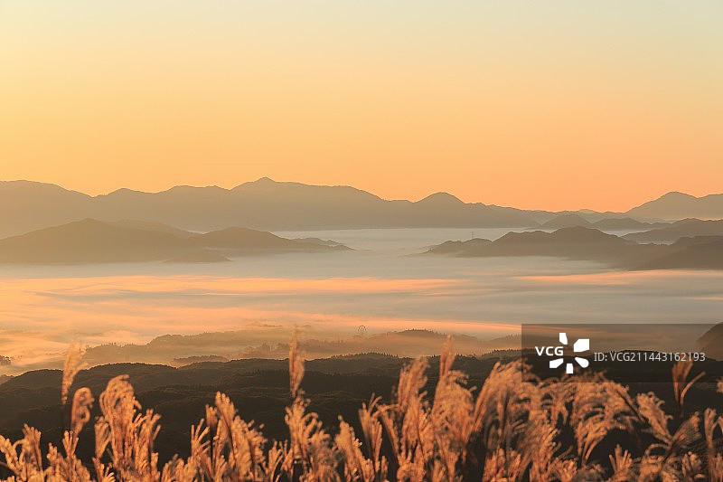 日本冈山县真庭市的云海日出图片素材