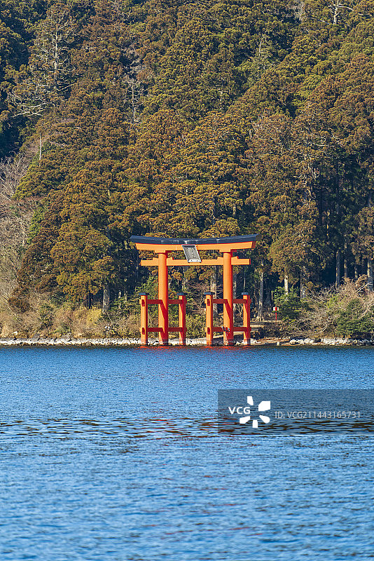 日本神奈川县箱根町冬日芦之湖图片素材