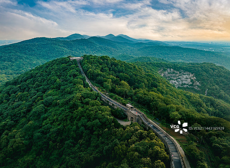 南京老山，珍珠泉长城航拍图片素材