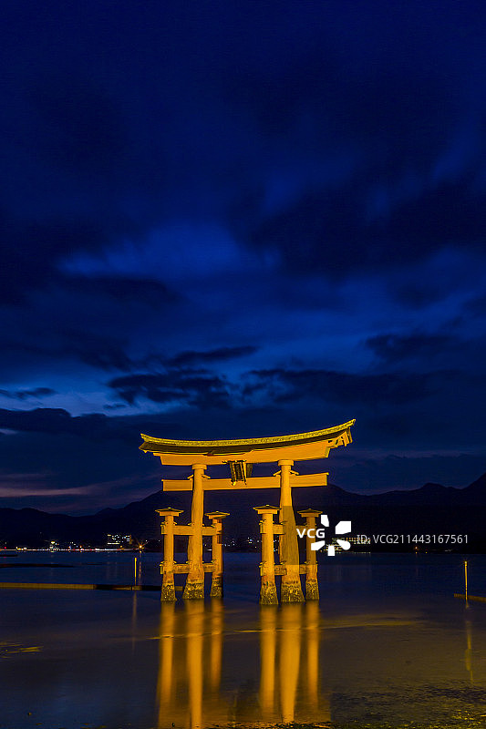 严岛神社大鸟居，广岛县廿日市图片素材