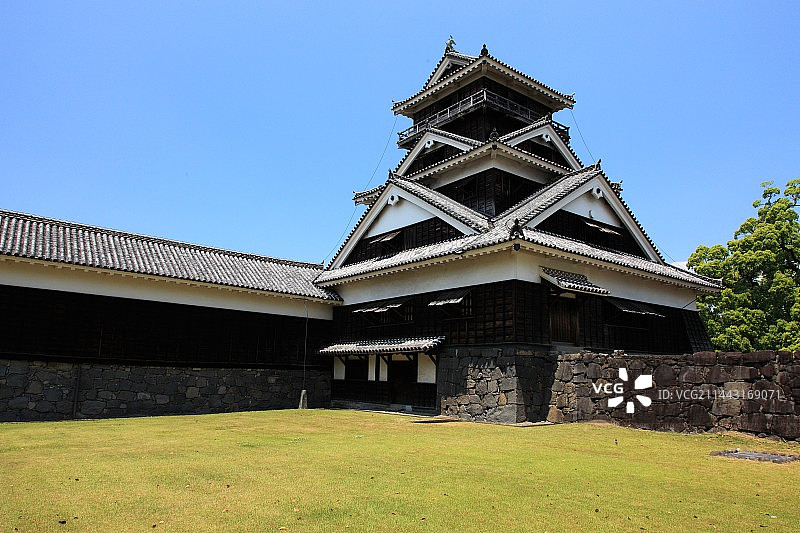 日本熊本城宇土橹新绿图片素材