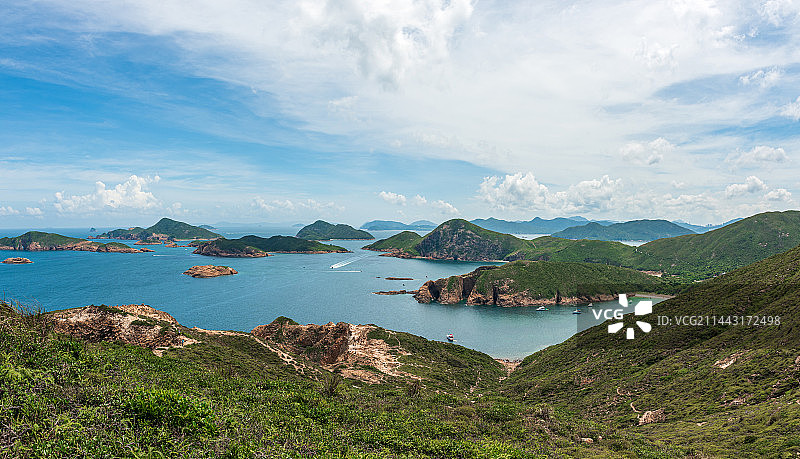 中国香港西贡海岸线晴朗好风光全景拼接图片素材
