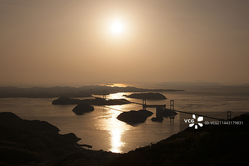 日本来岛海峡大桥夜景图片素材