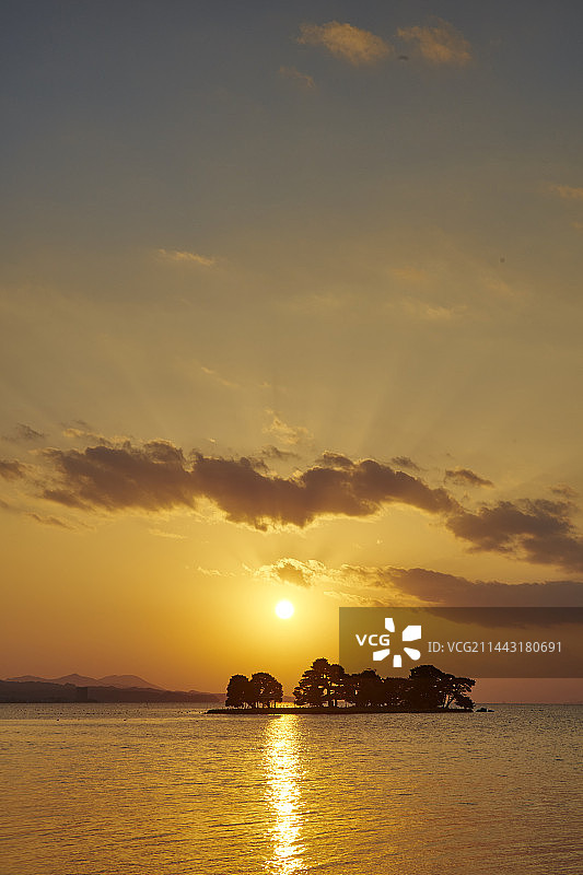 日本岛根县松江市宍道湖日落美景图片素材
