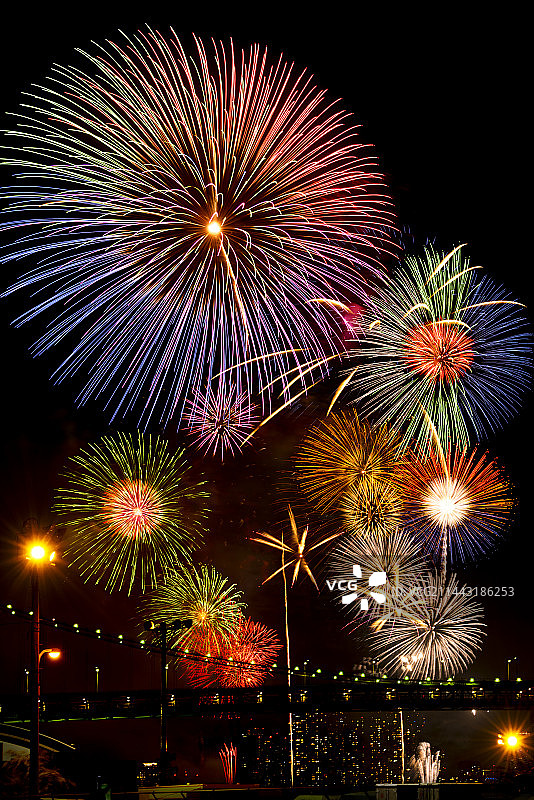 第27届东京湾大烟花节（2015），日本东京中央区图片素材