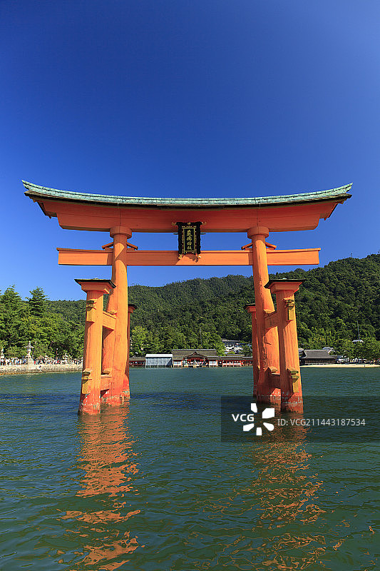 日本广岛县严岛神社大鸟居图片素材