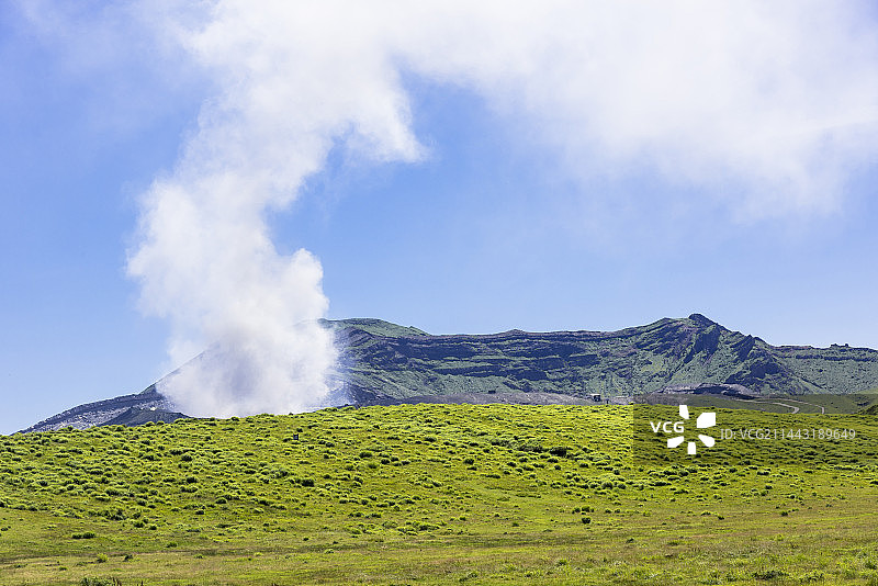 日本熊本县阿苏山烟柱图片素材