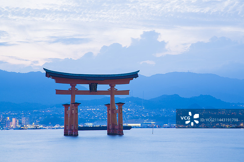 日本宫岛大鸟居图片素材
