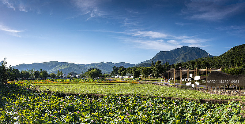 浙江省湖州安吉新农村余村图片素材
