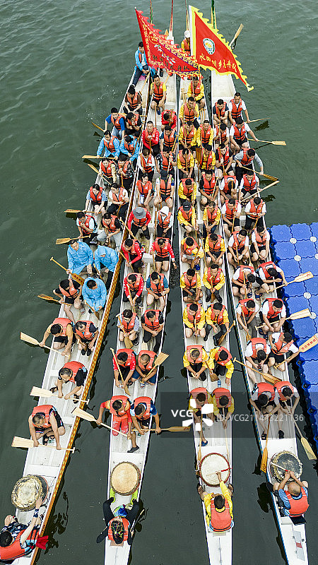 20023年屈原故里秭归端午节龙舟竞渡图片素材