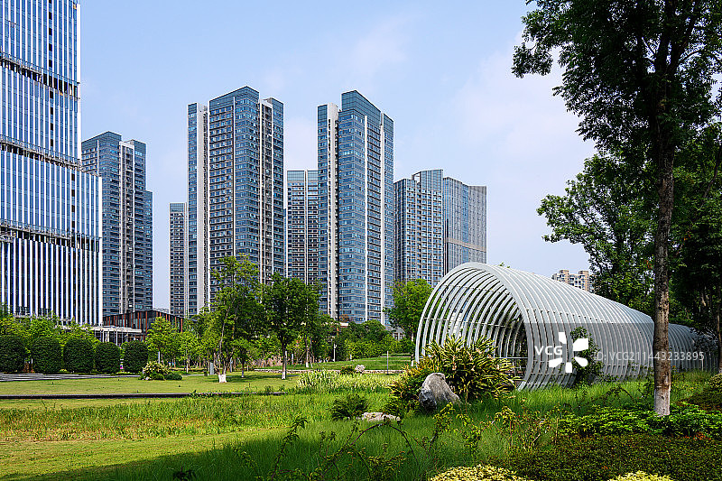 公园城市成都新金牛公园的夏天图片素材