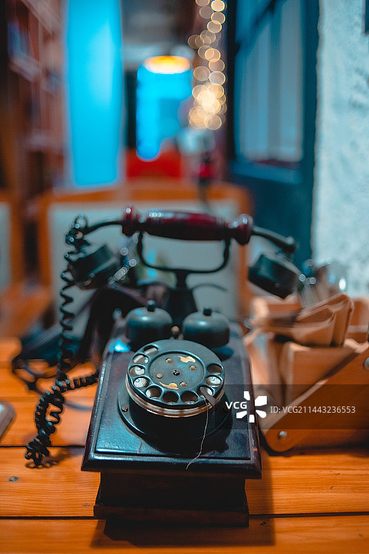 转盘拨号电话电话机图片素材