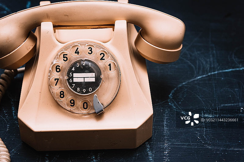 转盘拨号电话电话机图片素材
