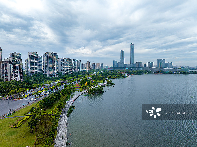 苏州园区金鸡湖大桥清晨雨后风景航拍图片素材