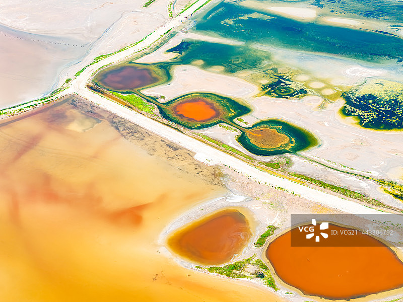 山西省运城市“中国死海”运城盐湖夏季户外风光航拍视角图片素材