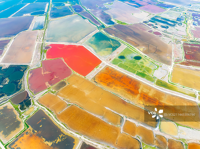 山西省运城市“中国死海”运城盐湖夏季户外风光航拍视角图片素材