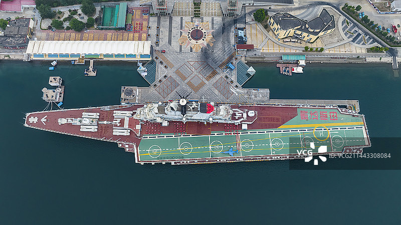 天津滨海航母公园图片素材