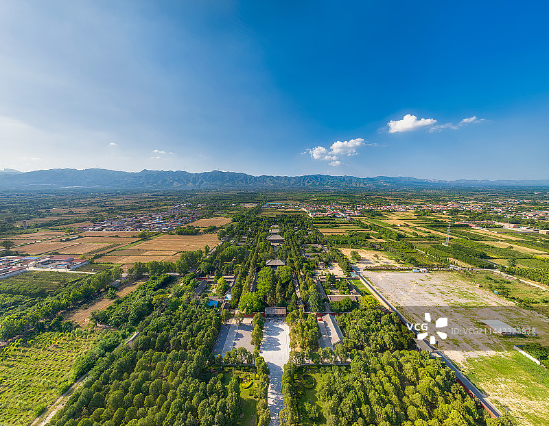 首批国宝单位，全真道教三大祖庭，山西省运城市芮城县永乐宫（纯阳万寿宫）夏季航拍全景图片素材