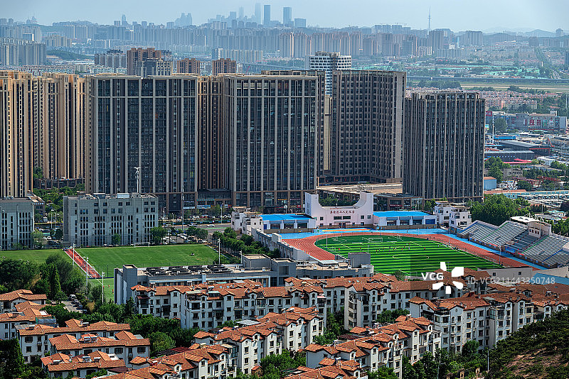 青岛李沧区体育中心足球场图片素材