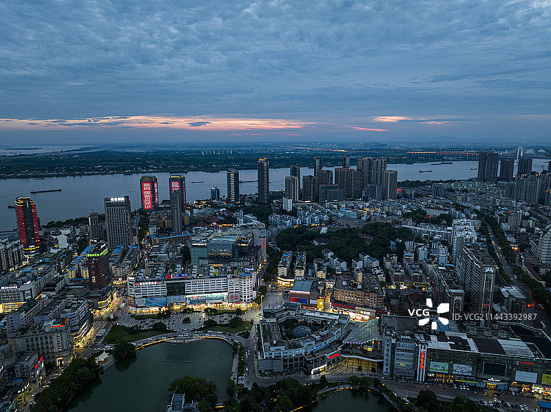 航拍安徽省芜湖市镜湖区风光图片素材