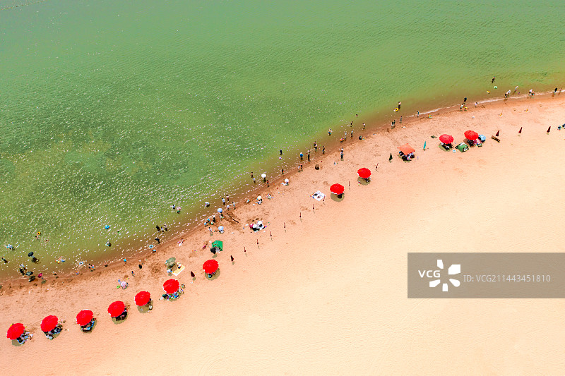 休闲的海滩图片素材