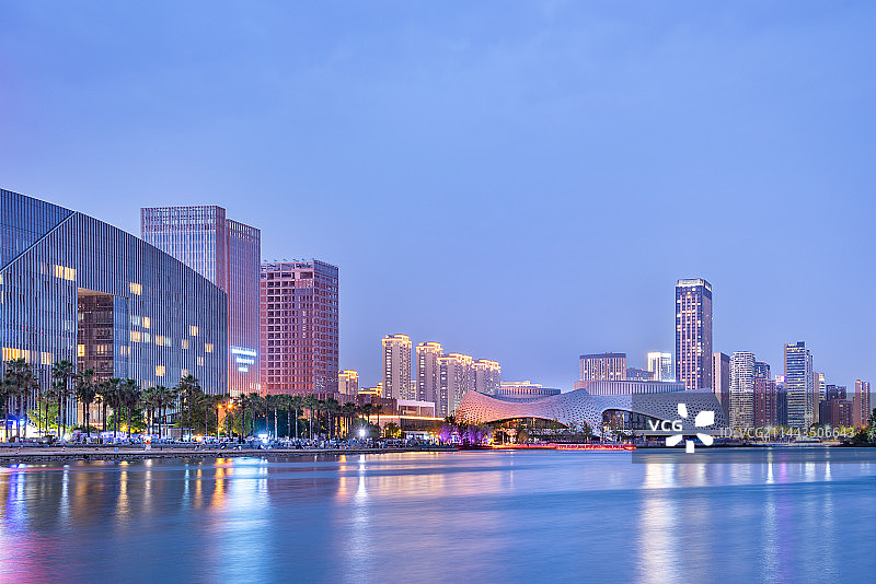 金沙湖公园夜景 杭州夜景 下沙 钱塘区 杭州城市建筑夜景 金沙湖夜景图片素材