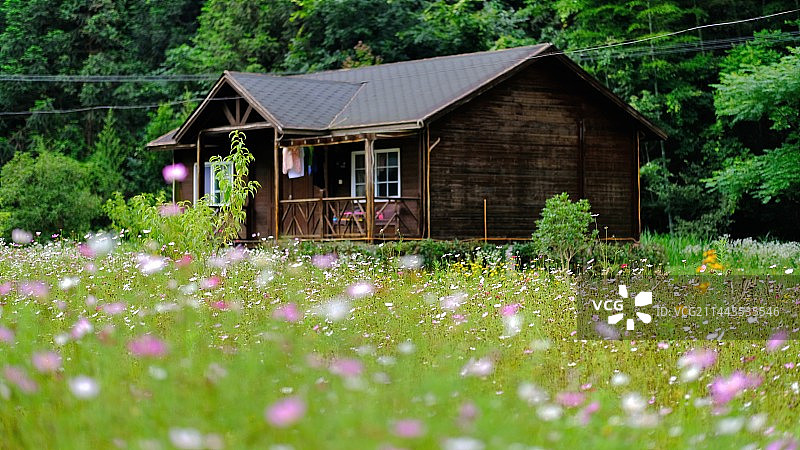 林中木屋图片素材
