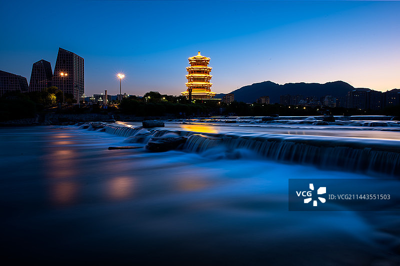 夜幕下的永定河图片素材