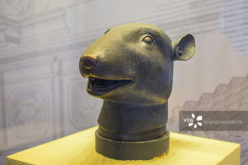 圆明园十二生肖鼠首图片素材